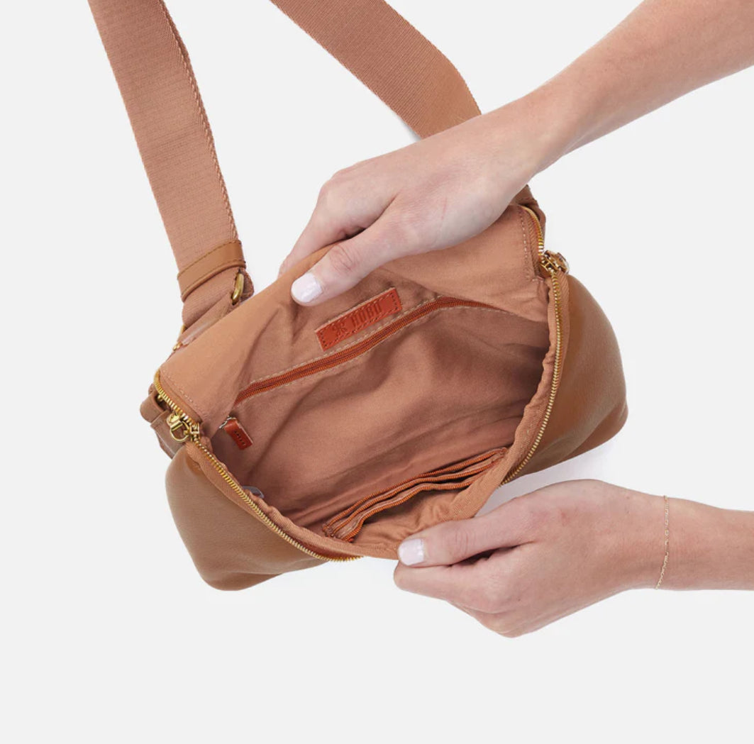 Fern Large Belt Bag - Warm Honey