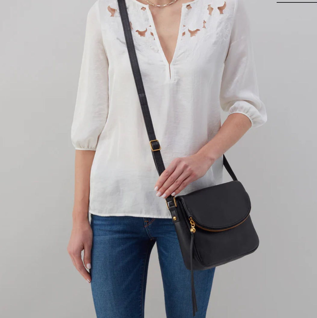 Fern Messenger Crossbody - Black