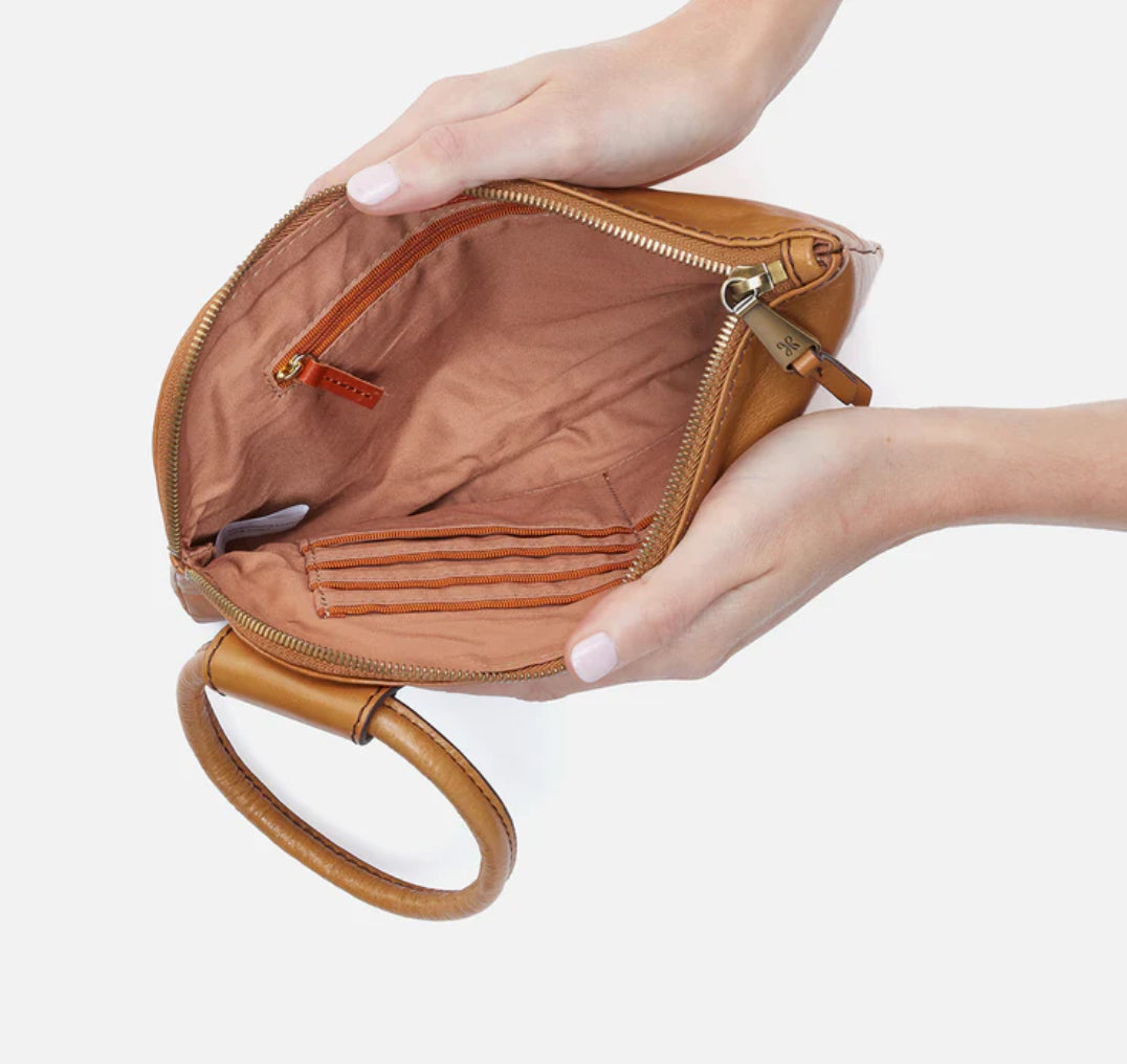 Sable Wristlet - Natural