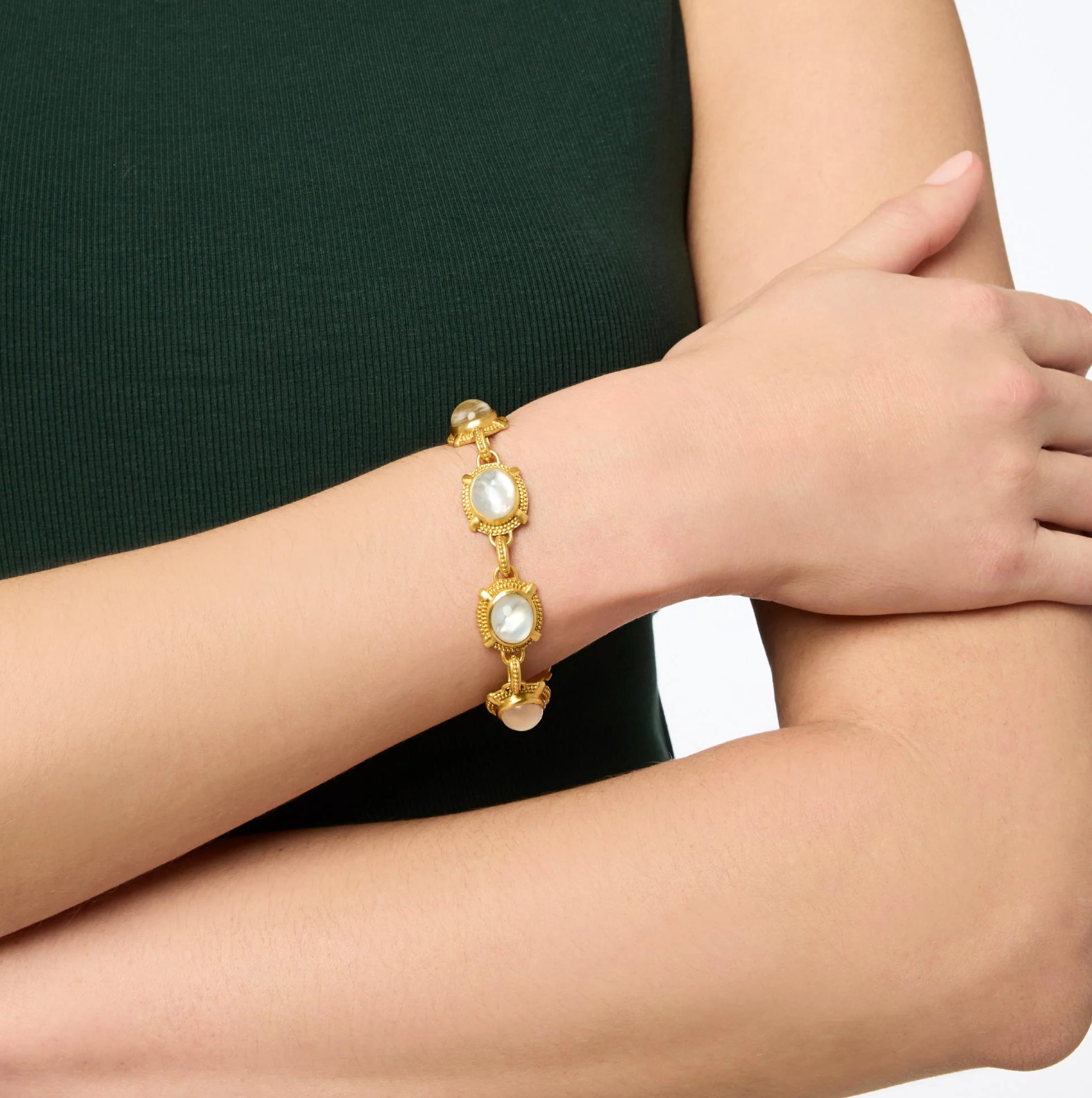 Cabochon Bracelet: Iridescent Emerald Green