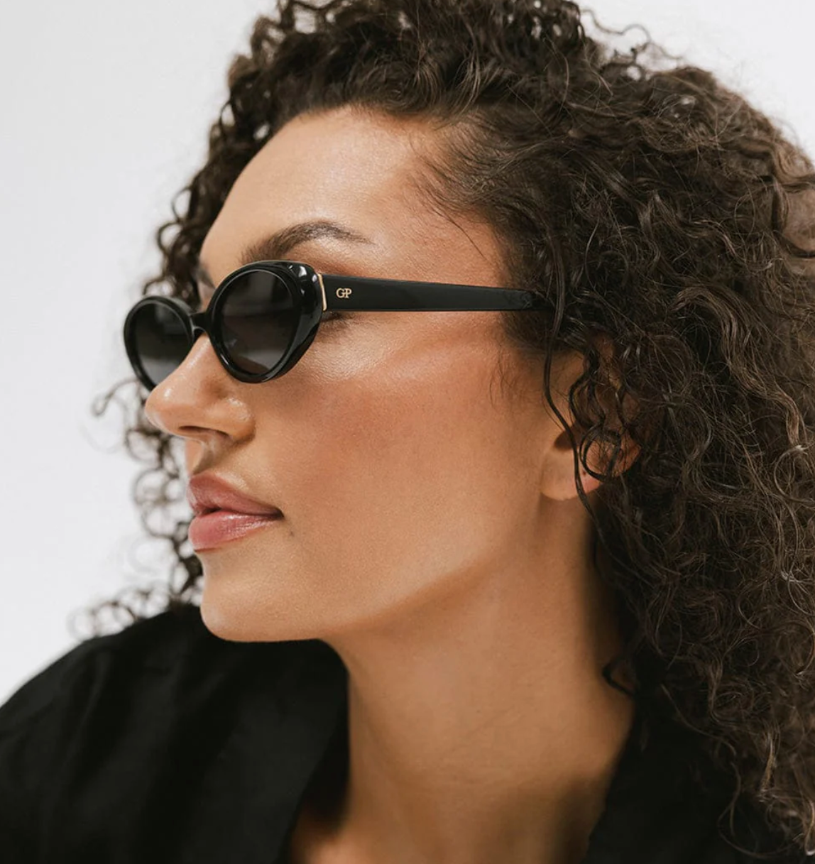 Dionne Oval Sunglasses
