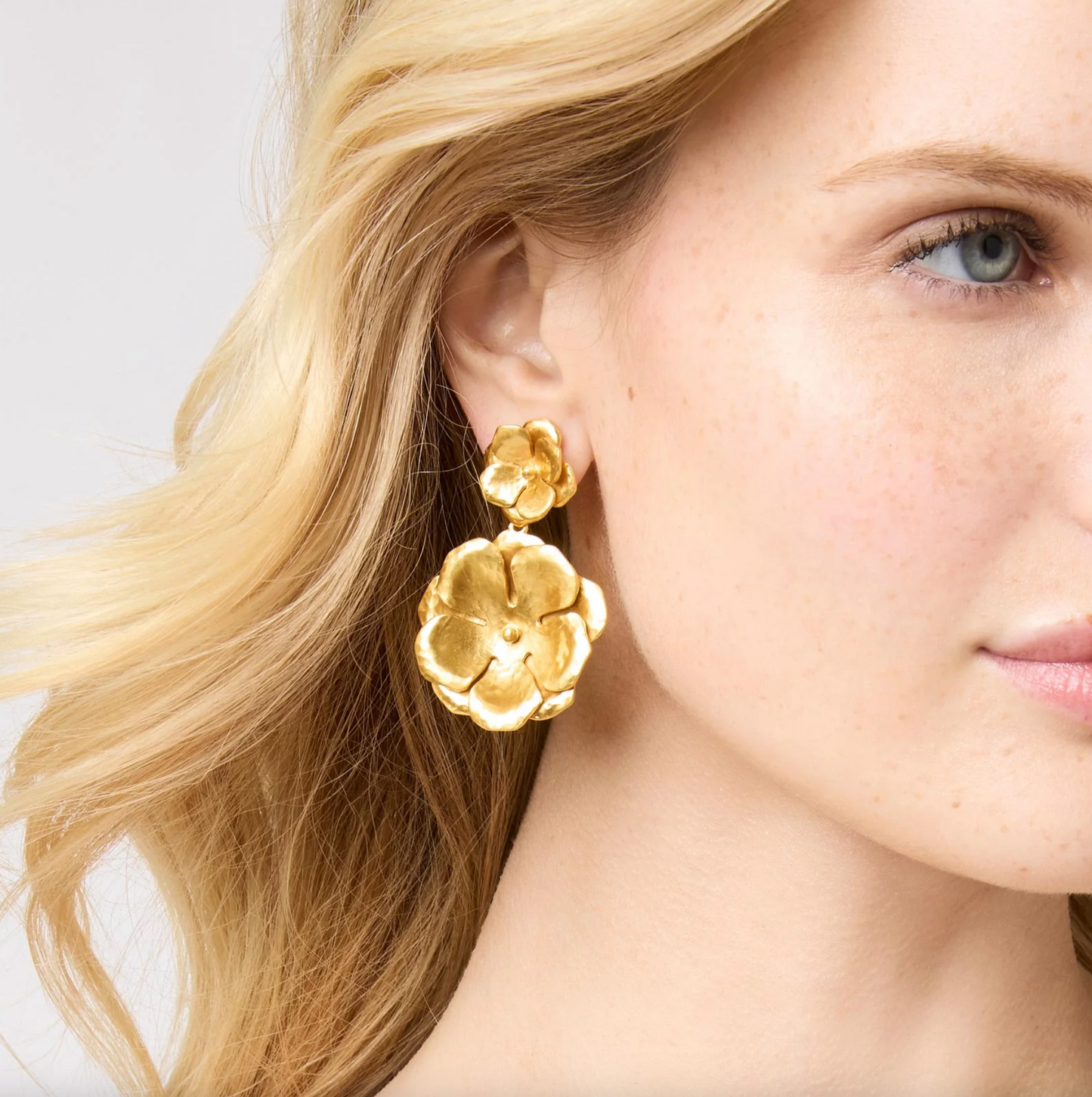 Bloom Hoop & Charm Earring