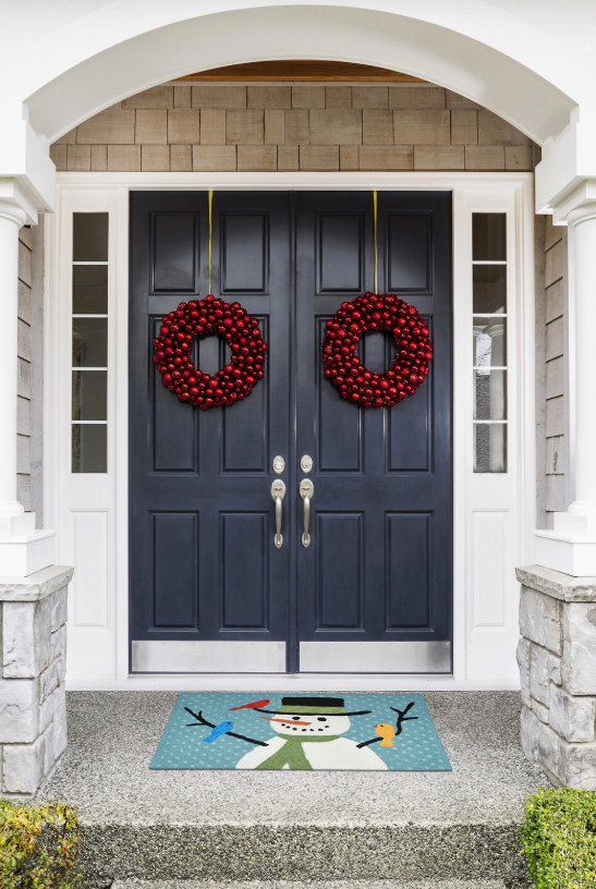 Frontporch Snowman and Friend Indoor/Outdoor Rug