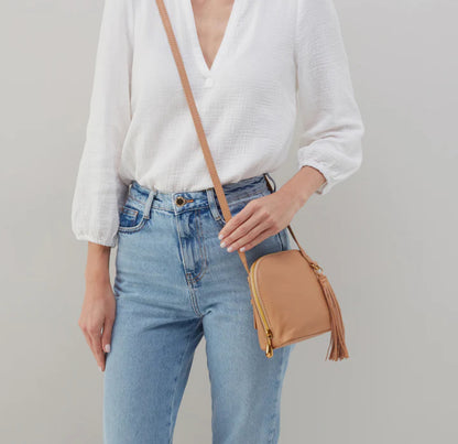 Nash Crossbody - Sandstone