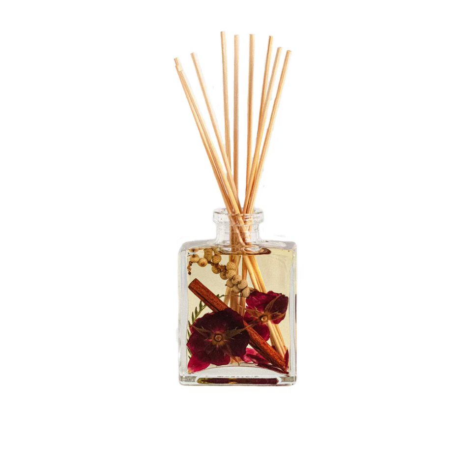 Spicy Apple 4 oz Botanical Diffuser