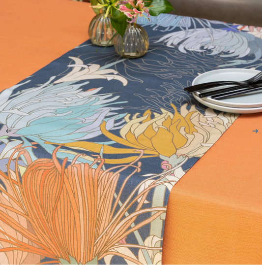 Table Runner -  Akiko