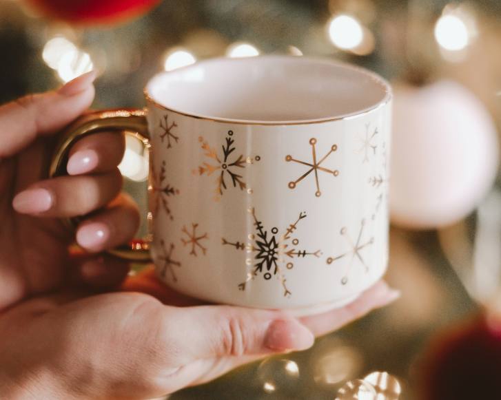 Gold Snowflakes Coffee Mug