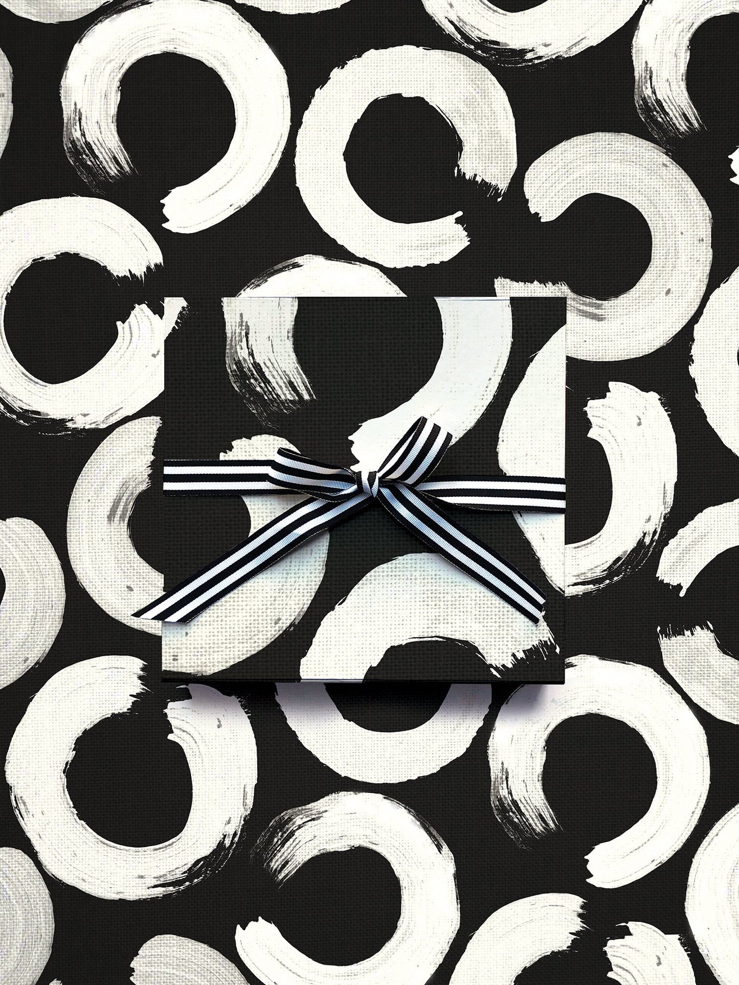 Black and White Semi Circle Wrap