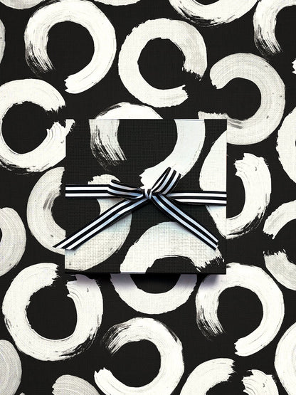 Black and White Semi Circle Wrap